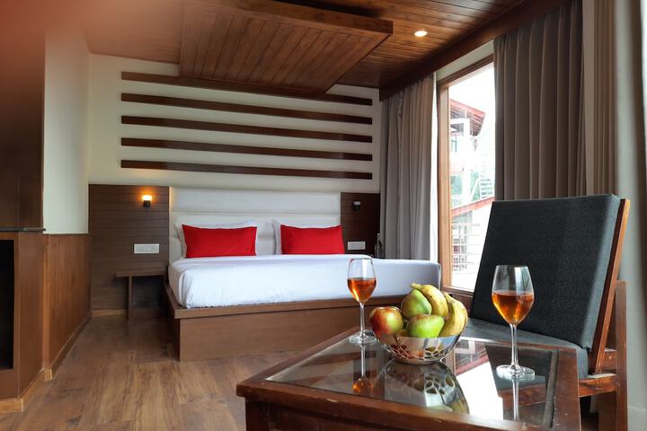 Room 4 of 22