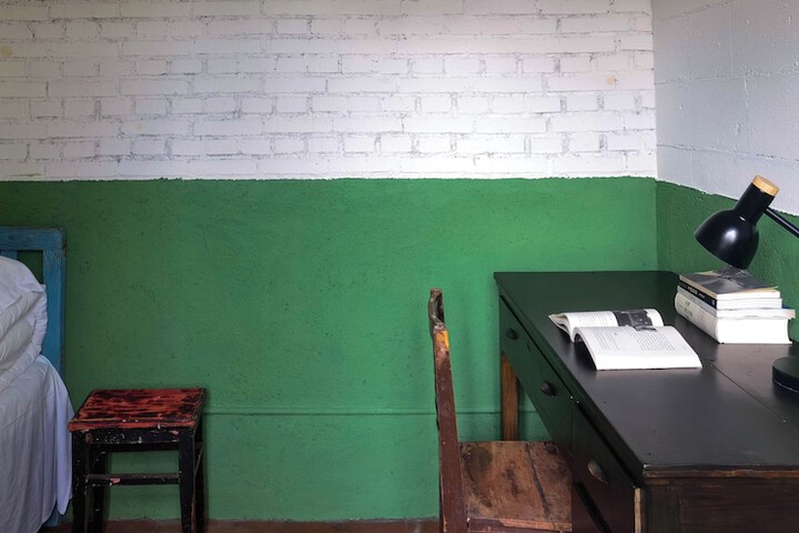 Room 112 of 223