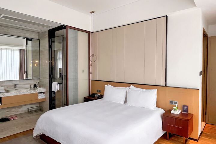 Room 29 of 86