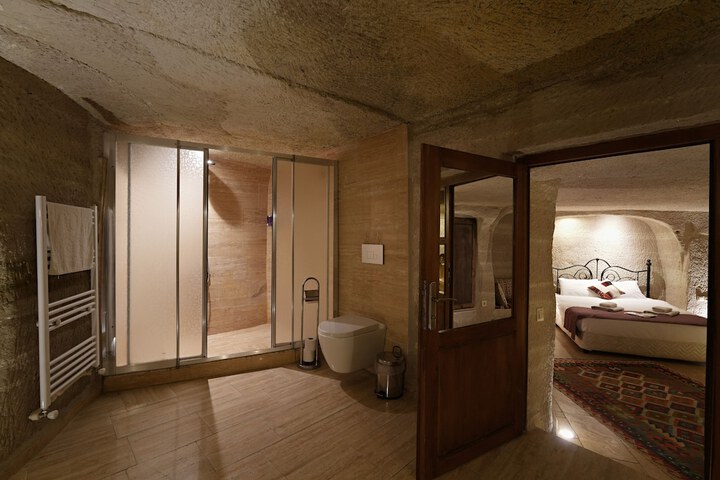 Room 61 of 140