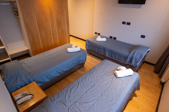Room 47 of 76