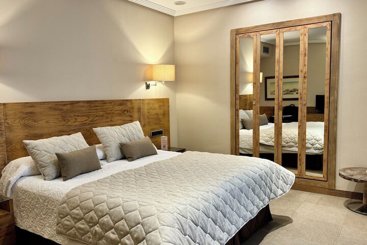 Room 35 of 56