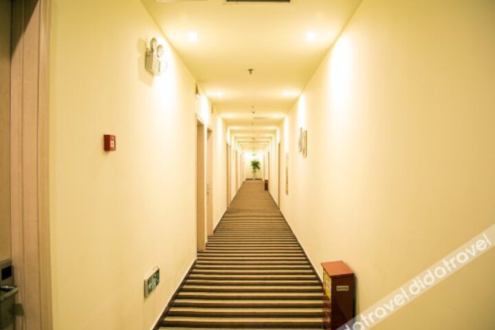 Zhengtai Express Hotel