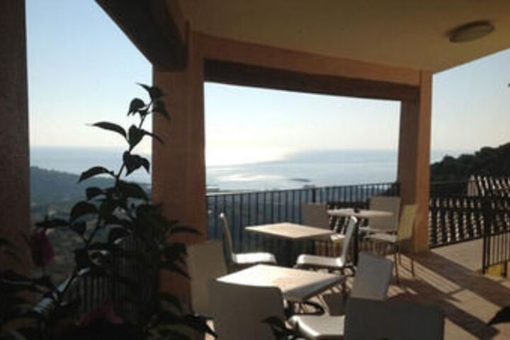 Terrace/Patio 44 of 48