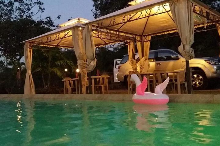 Pool 34 of 68
