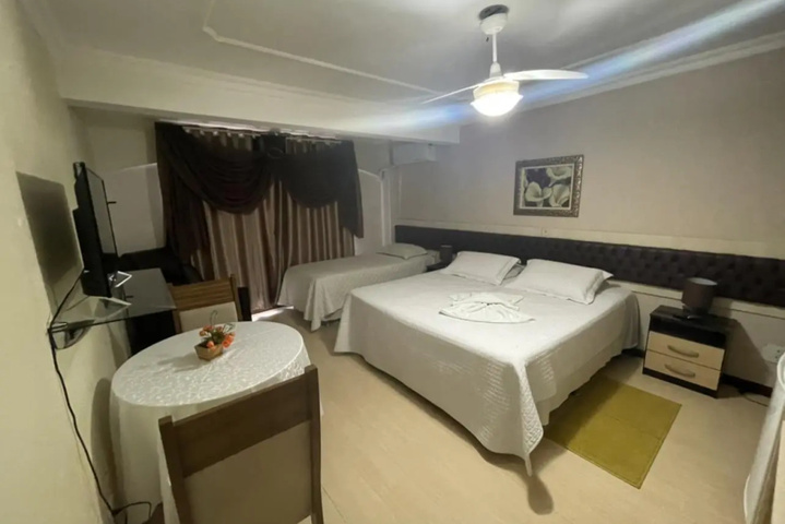 Room 3 of 6