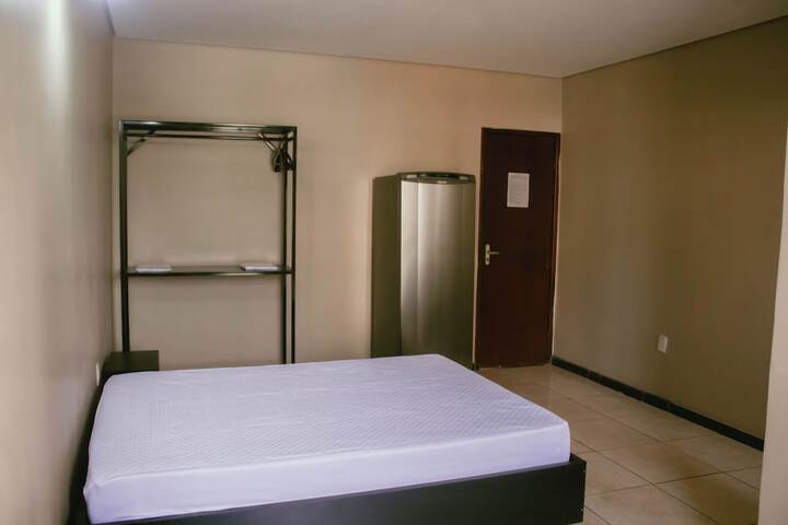 Room 2 of 20