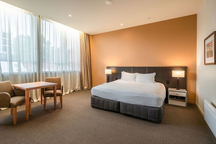 Room 15 of 44