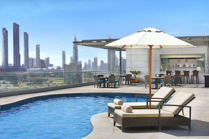 Pool Hotel