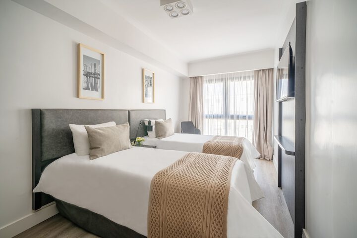 Room 21 of 64