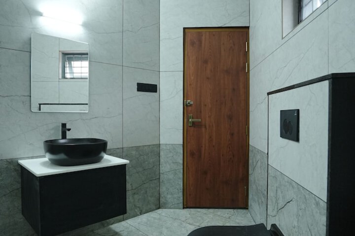 Room 27 of 54