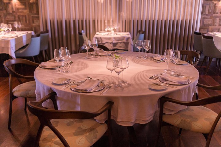 Dining 36 of 56