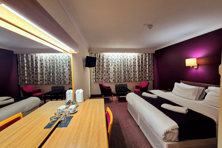 Room 15 of 64