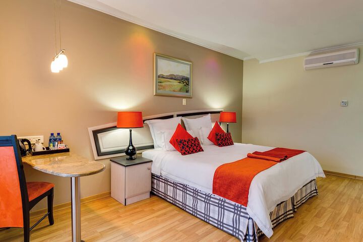 Room 14 of 39