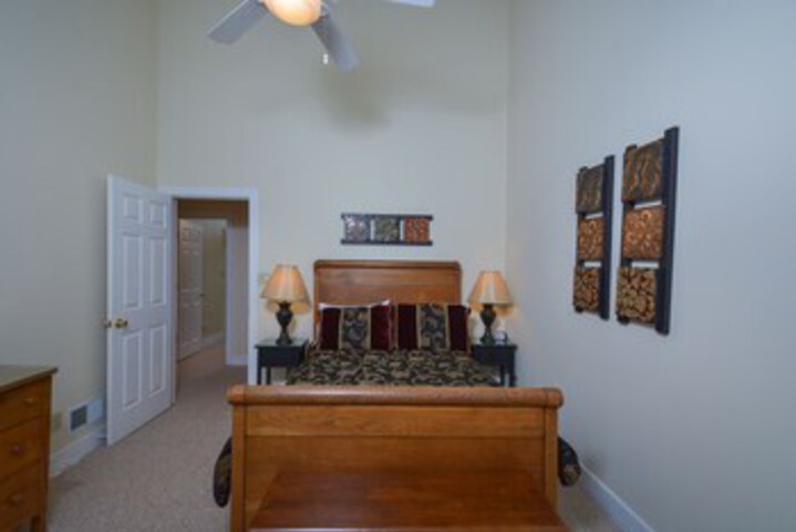Room 30 of 37