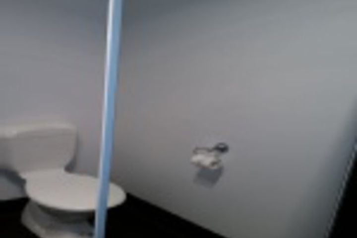 Room 348 of 384