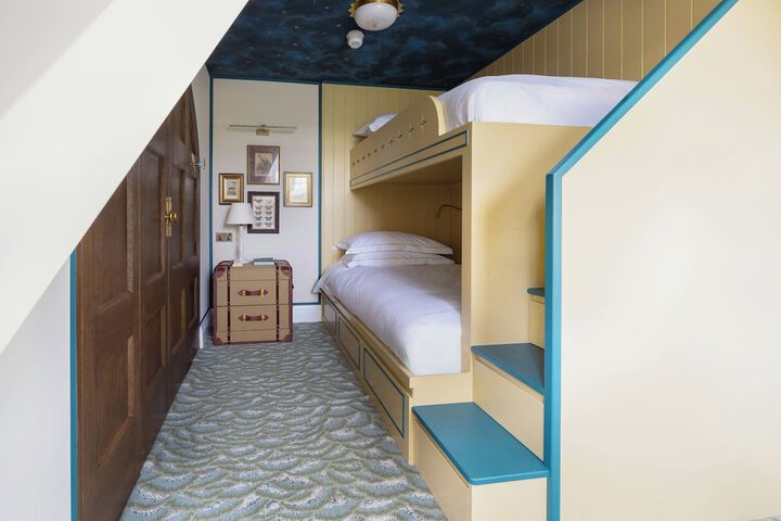 Room 114 of 229