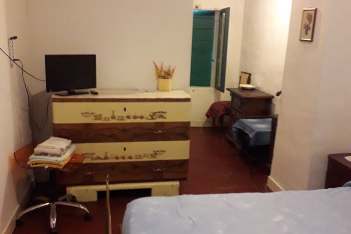 Room 14 of 15