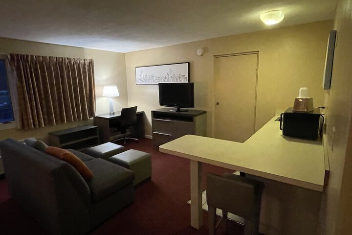 Room 7 of 31