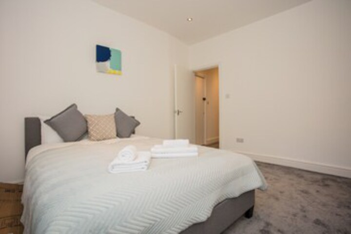Room 8 of 45