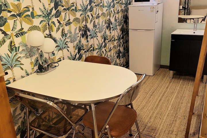 Room 14 of 105