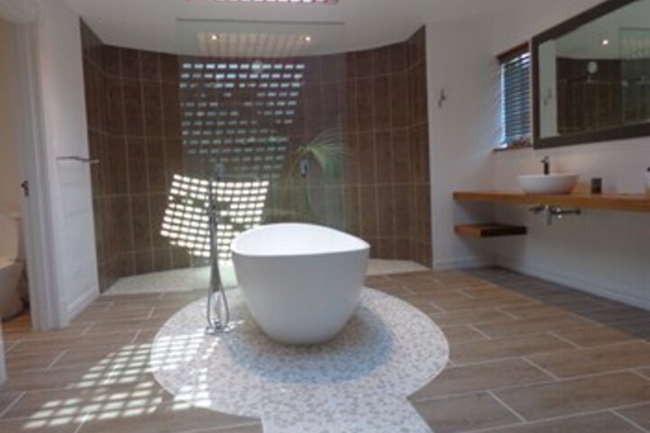 Room 3 of 23