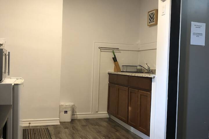 Room 36 of 73
