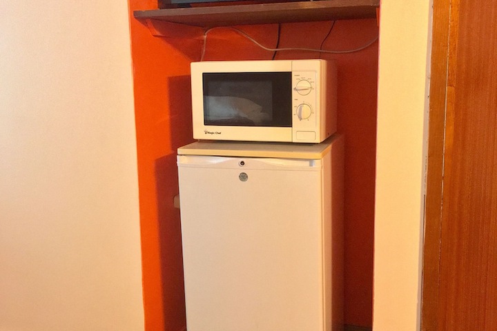 Room 6 of 11