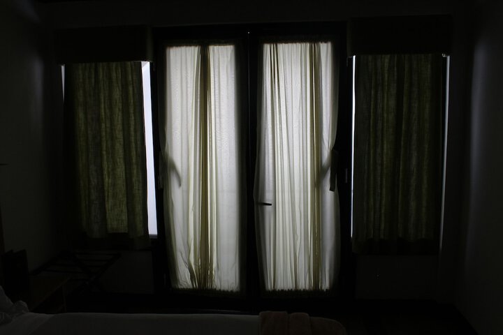 Room 14 of 83