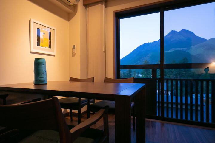 Room 25 of 130