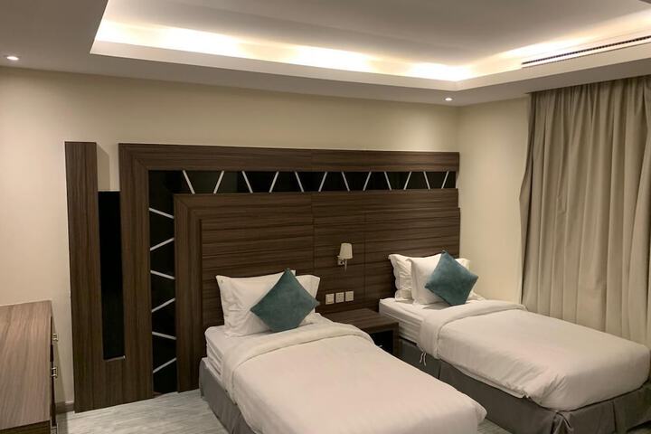 Room 3 of 64