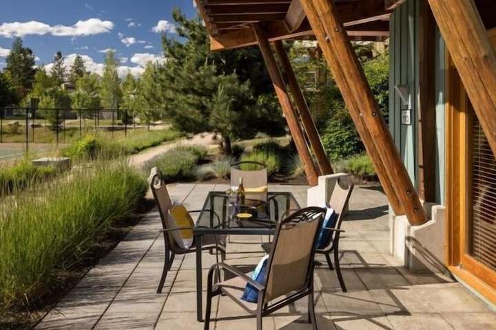 Terrace/Patio 29 of 65