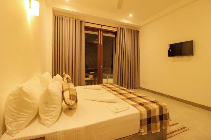 Room 42 of 90