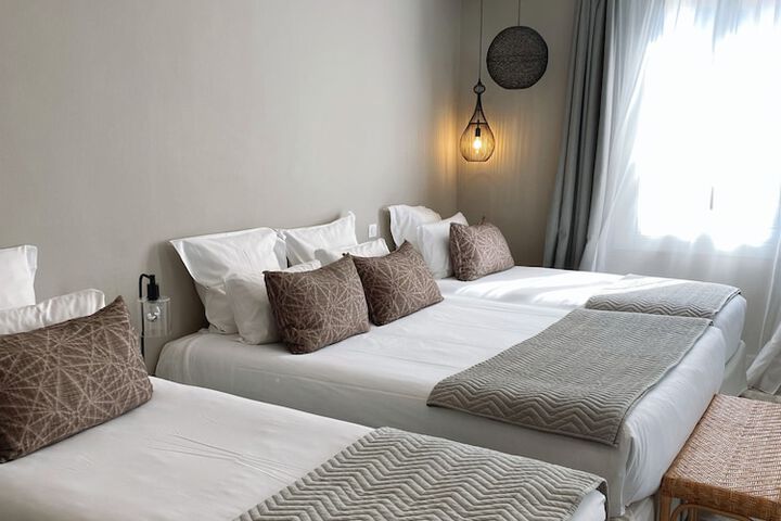 Room 21 of 48