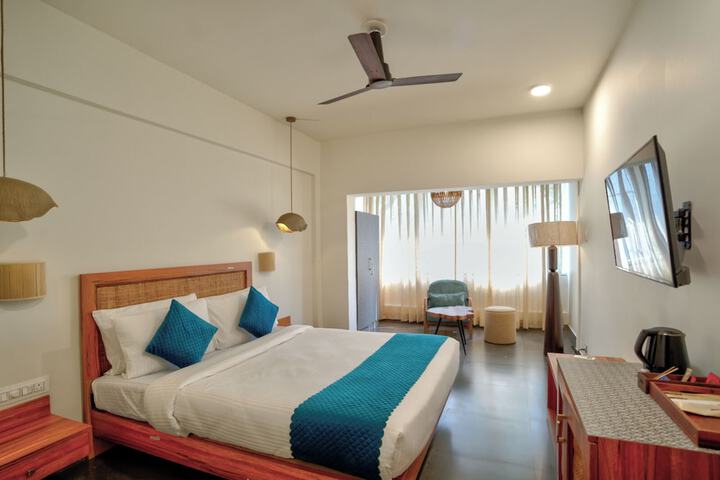 Room 3 of 22