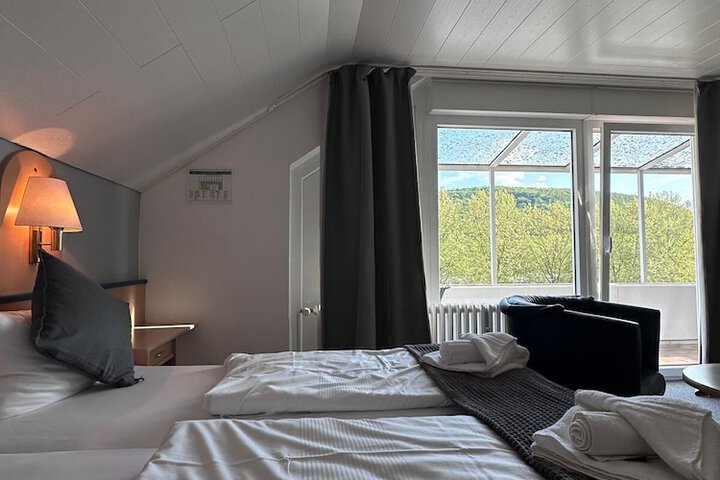 Room 12 of 56