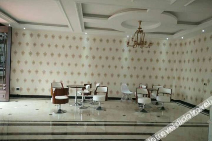 Hotel Interior 4 of 11