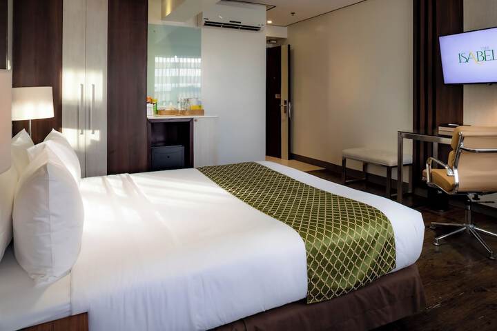 Room 18 of 74