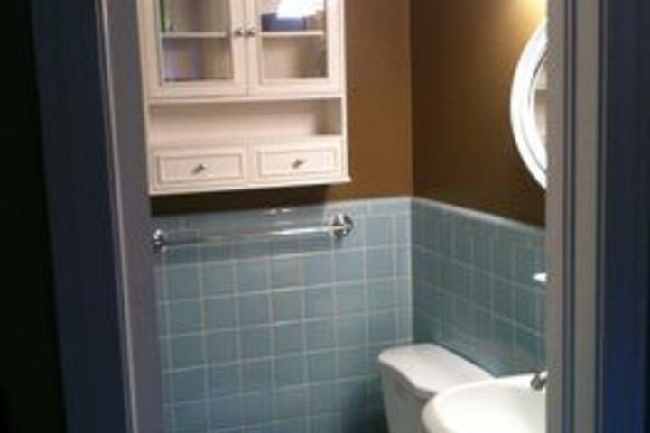 Room 2 of 18