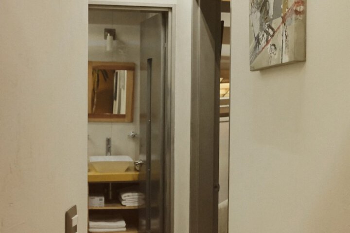 Room 55 of 65