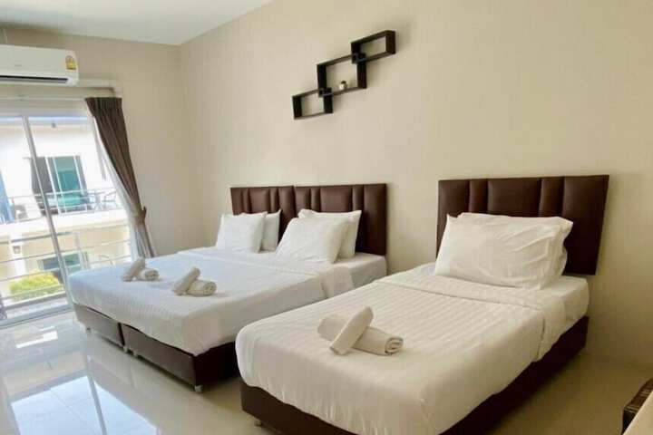 Room 14 of 33