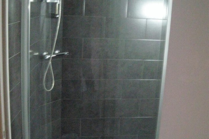 Room 17 of 29