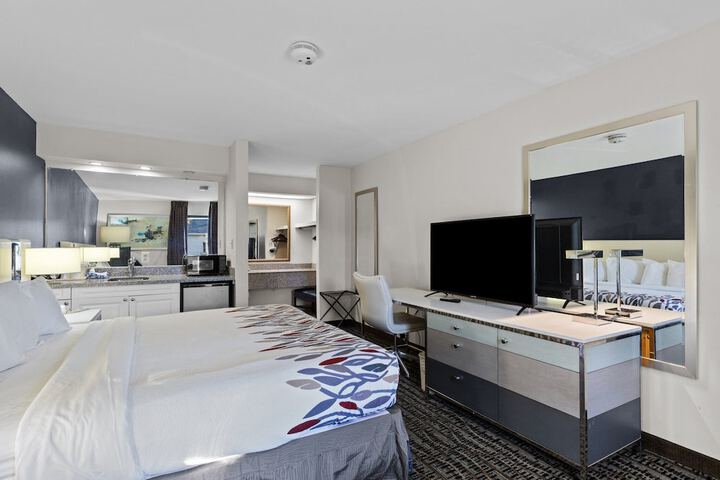 Room 18 of 63