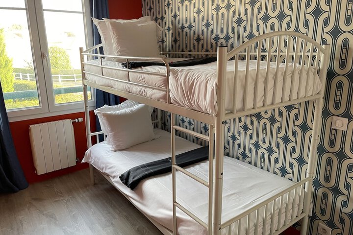 Room 3 of 47