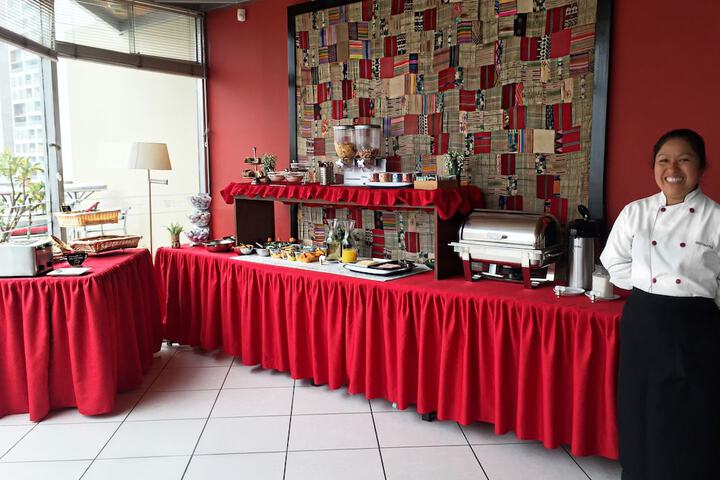 Breakfast/Coffee Service 24 of 38