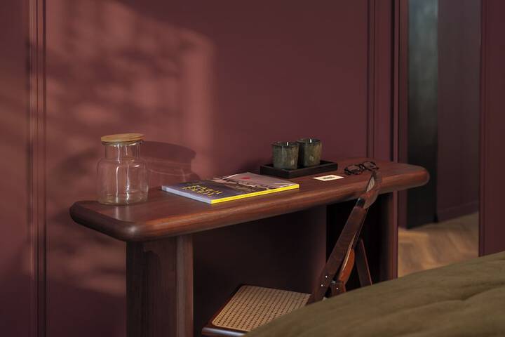 Room 11 of 28