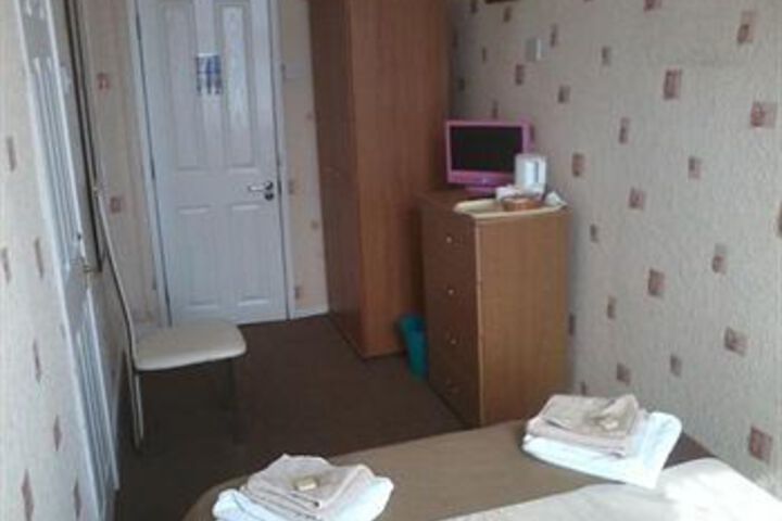 Room 12 of 20