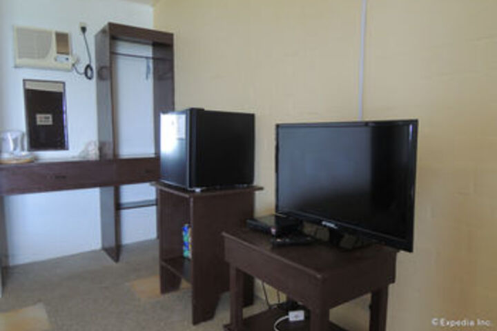 Room 28 of 39