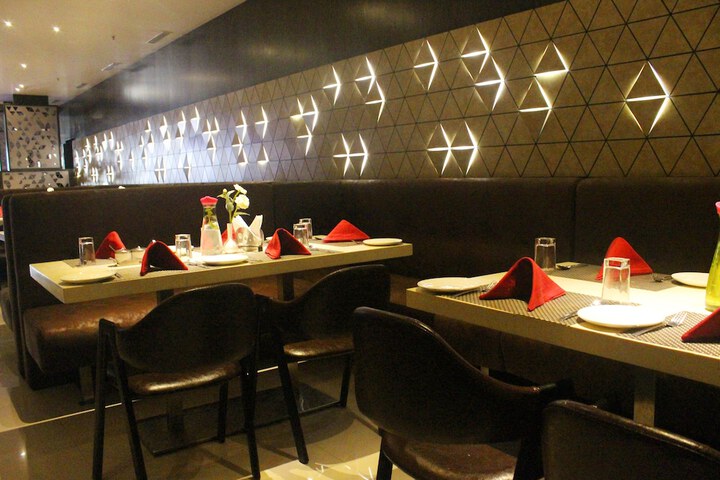 Dining Photos