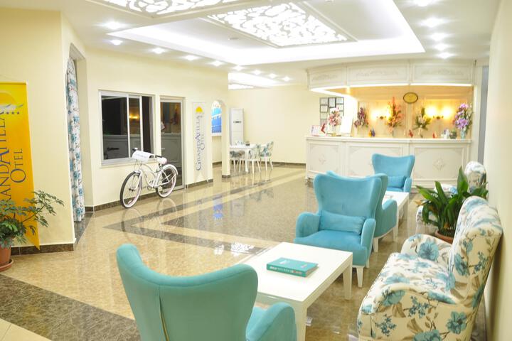 Hotel Interior 22 of 40